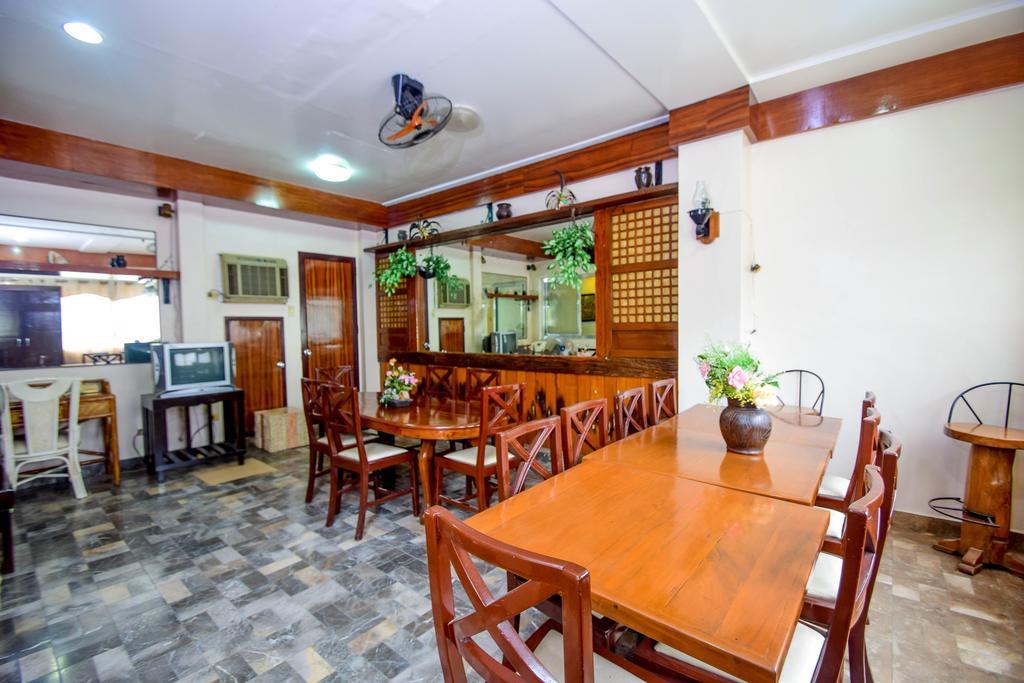 Kalibo Hotel Bagian luar foto