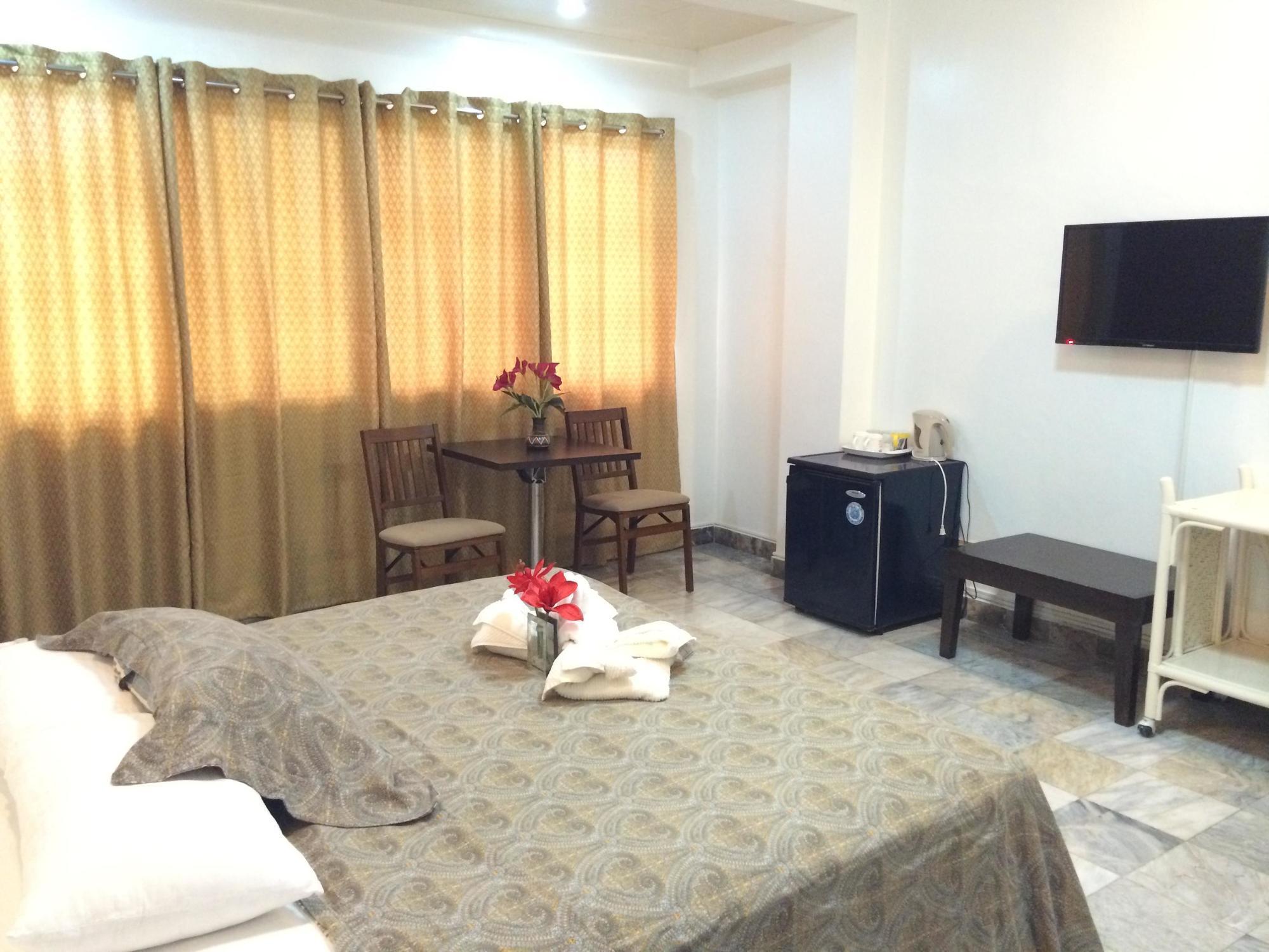 Kalibo Hotel Bagian luar foto